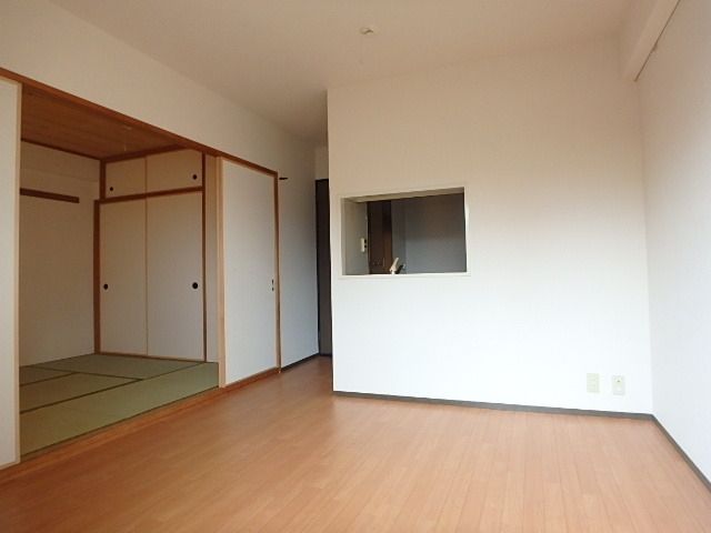 居室・リビング　★8.6帖のＤＫです★