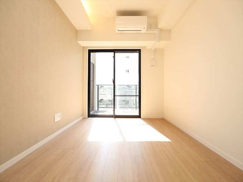 バルコニー　ＬＤＫ10.3帖　エアコン付　カウンターキッチン　バルコニー