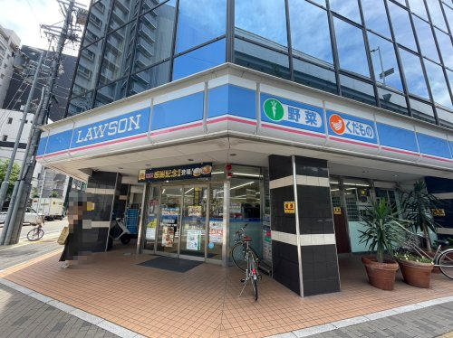 コンビニ　ローソン 東区泉一丁目店（コンビニ）まで119m