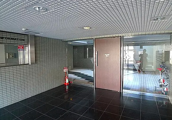 ロビー　清潔なロビーです