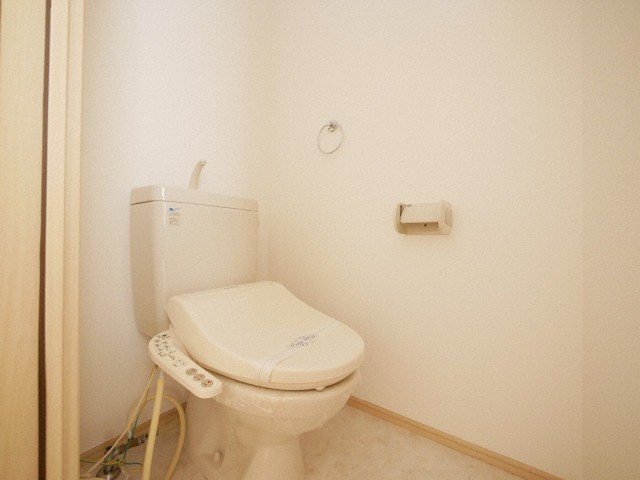 トイレ　シンプルで使いやすいトイレです