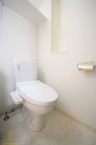 トイレ　アーデンタワー本町イースト