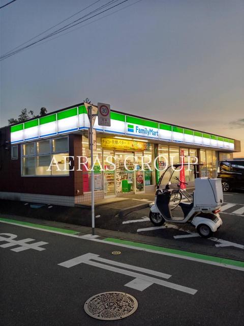 コンビニ　ファミリーマート 岩槻本宿店（コンビニ）まで446m