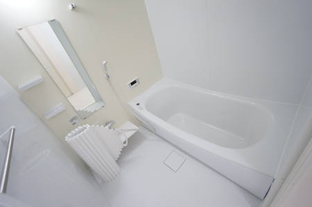 バス・シャワールーム　１坪風呂