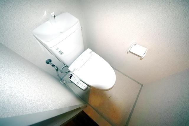 トイレ　別部屋参考写真