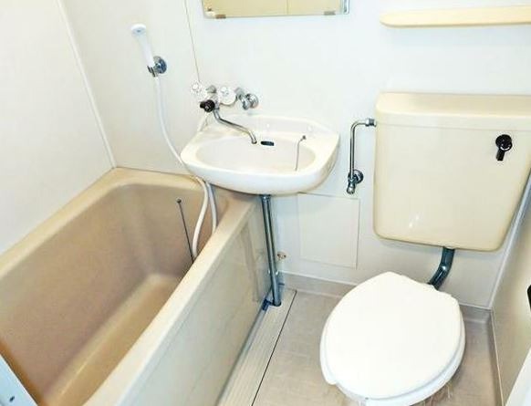 バス・シャワールーム