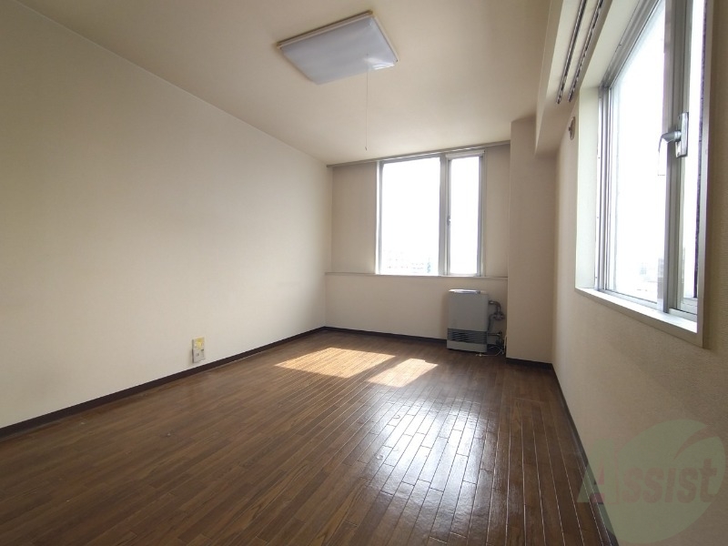 居室・リビング　広くてキレイなお部屋が広がっていて、充実した生活が送れそう。