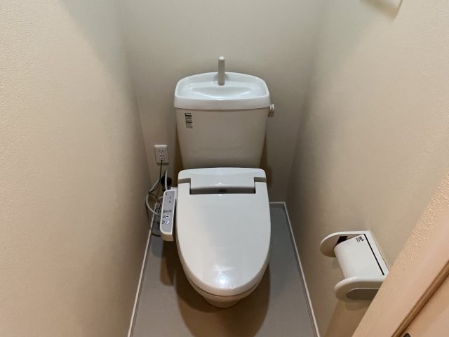 トイレ　同建物別室参考写真