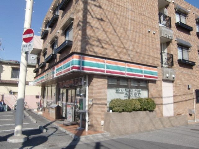 コンビニ　セブンイレブン（コンビニ）まで184m