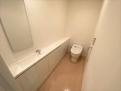 トイレ　トイレもきれいです