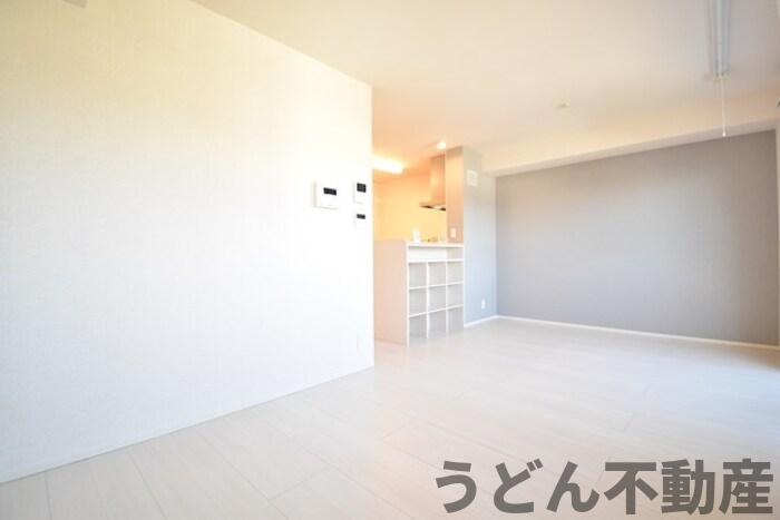 居室・リビング　うどん県のお部屋探しはうどん不動産へ うどんちゃんとLINE