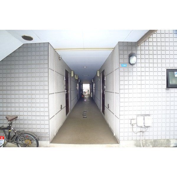 エントランス　物件画像