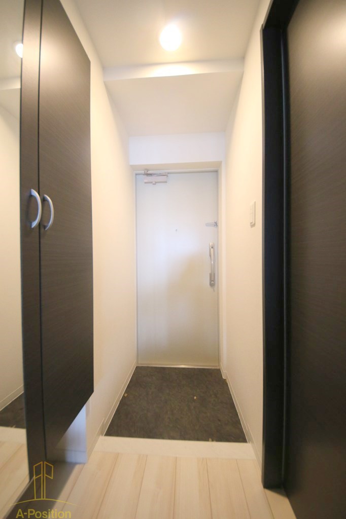 玄関　パインリッチ