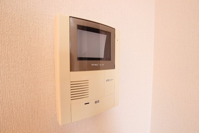 セキュリティ　別号室の写真です（反転）