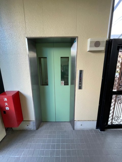 ロビー