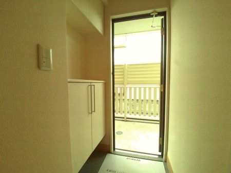 玄関　同建物別室画像です。