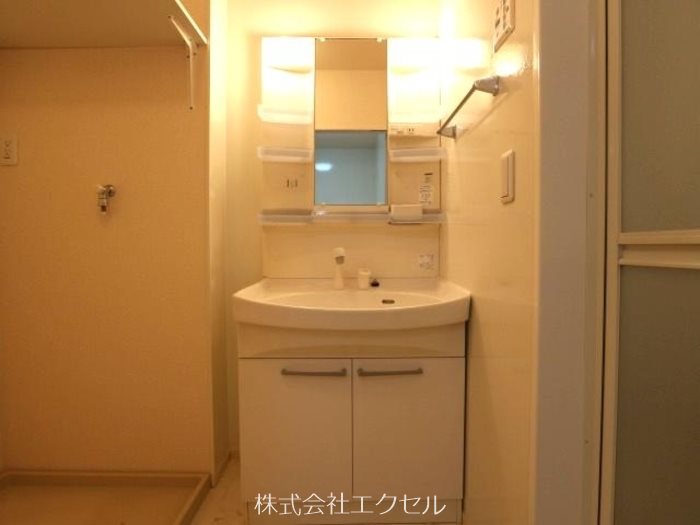 洗面設備　独立洗面台です。