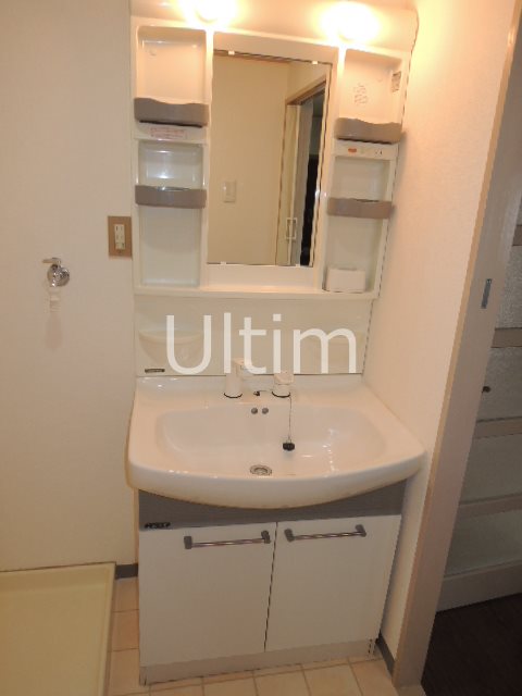 洗面設備　別部屋のお写真です。ご参考までに！