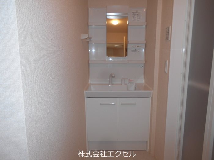 洗面設備　同建物別室の写真です。