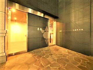 建物外観　2013年3月築の高級分譲マンション！