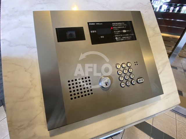 セキュリティ　プレサンス天満ステーションフロント　オートロック