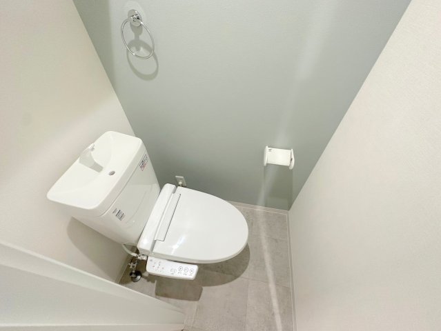 トイレ　綺麗なトイレにはウォシュレット標準装備です。