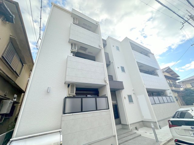 建物外観　綺麗な外観の素敵なお部屋があなたを待っています。