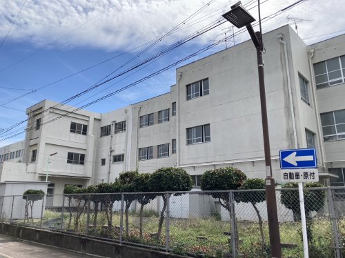 小学校　名古屋市立広見小学校（小学校）まで489m