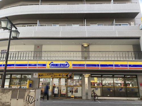 コンビニ　ミニストップ西日置店（コンビニ）まで484m
