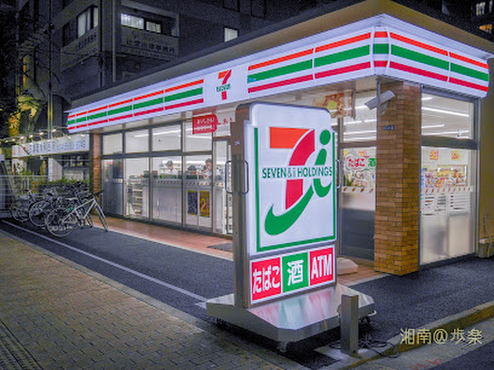 コンビニ　セブン-イレブン 藤沢辻堂駅東店（コンビニ）まで400m
