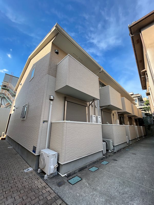 建物外観　2階建ハイツ