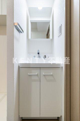 洗面設備　広い洗面スペース