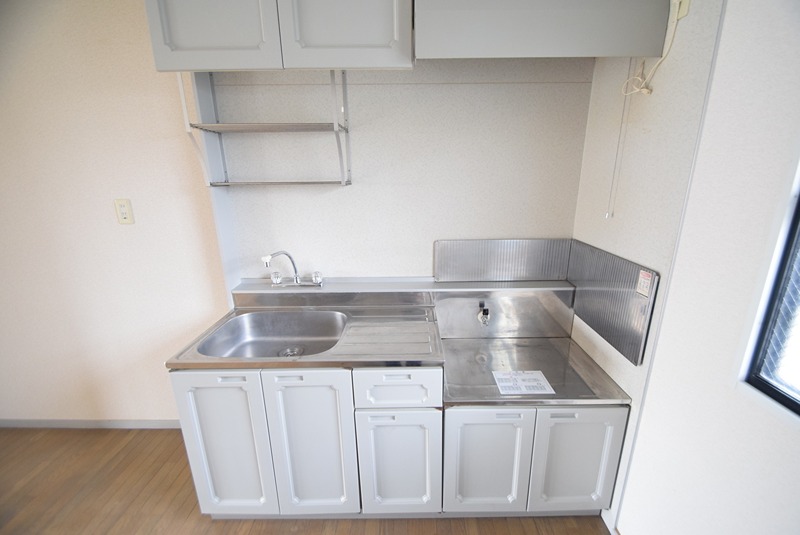 キッチン　他部屋写真参考