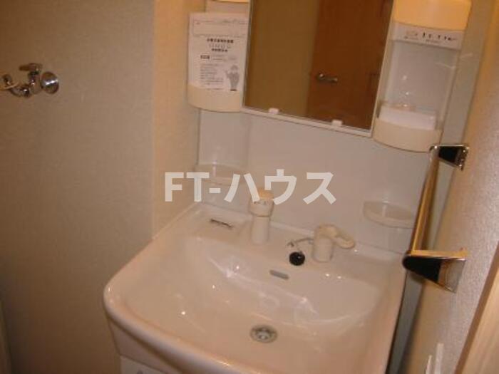 洗面設備　プランドール洗髪化粧台