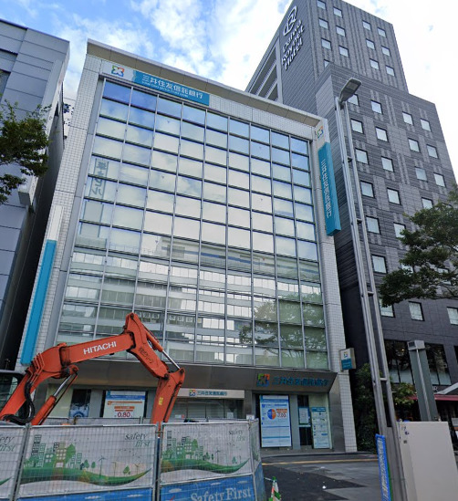銀行　三井住友信託銀行千葉支店（銀行）まで376m