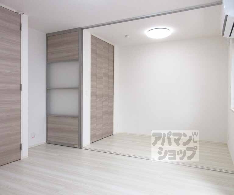 居室・リビング　明るいお部屋です・