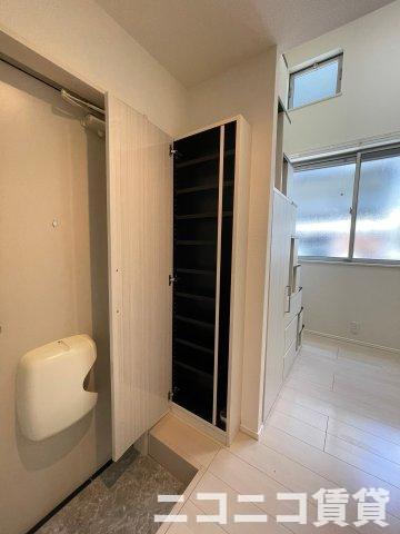 玄関　別号室イメージの為、現状を優先致します。