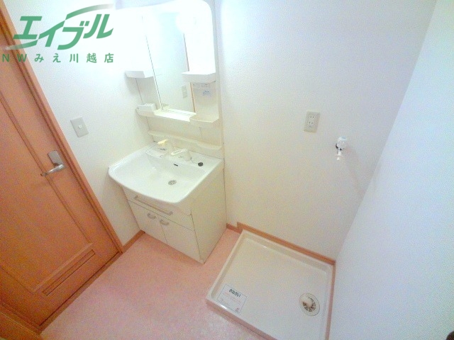 洗面設備　別部屋同タイプの写真です。