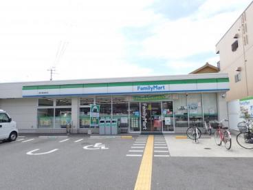コンビニ　ファミリーマート泉大津北助松店（コンビニ）まで277m
