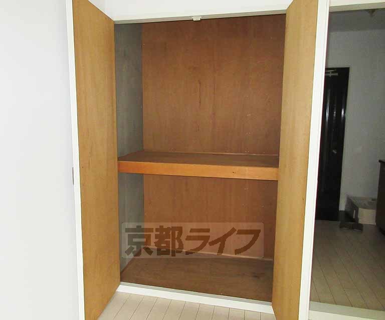 収納　大きな押入れ・