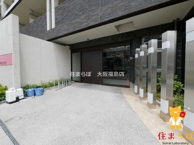 エントランス　共用部の印象も大切に