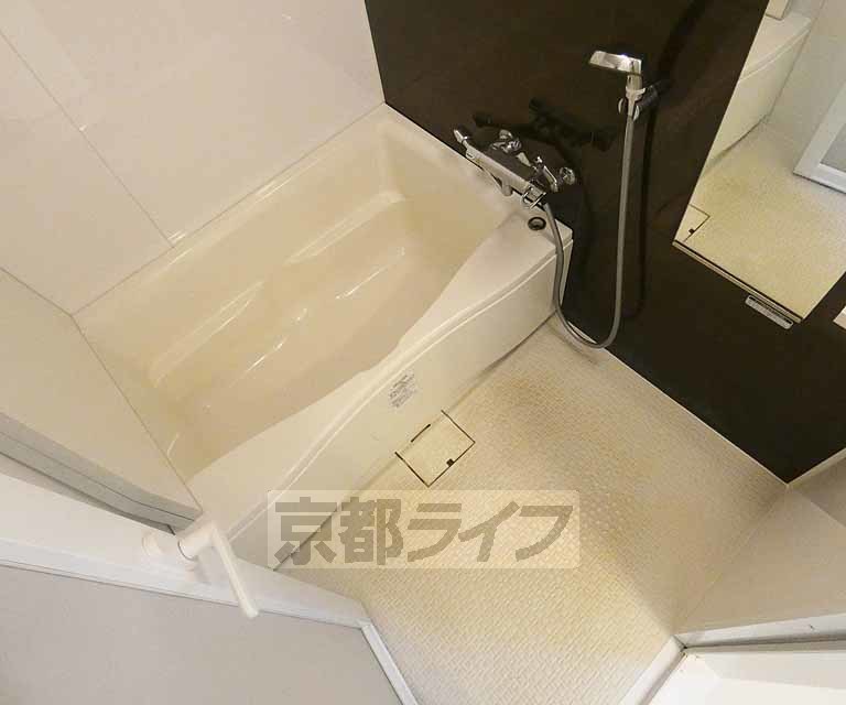 バス・シャワールーム　綺麗なバスです。