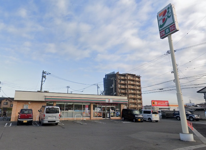 コンビニ　セブンイレブン徳島北田宮2丁目店（コンビニ）まで581m