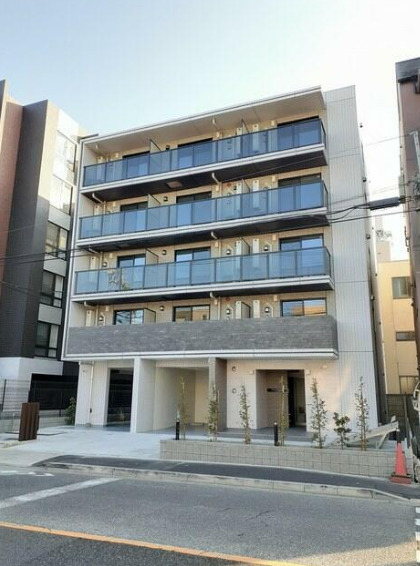 建物外観　ネット無料。ネット無料なら月々実質4000円程度のコストがか