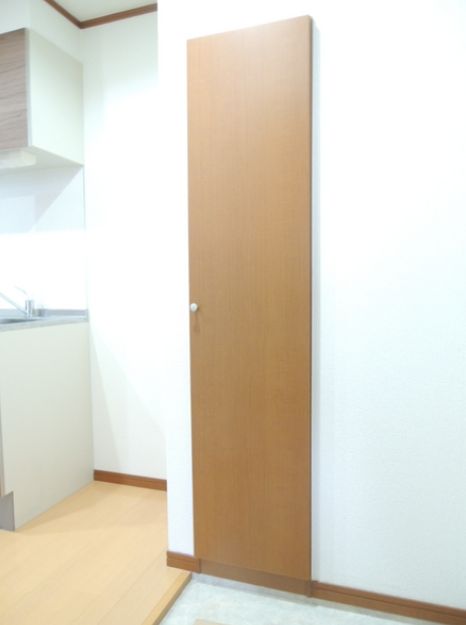 玄関　別号室参考写真です。