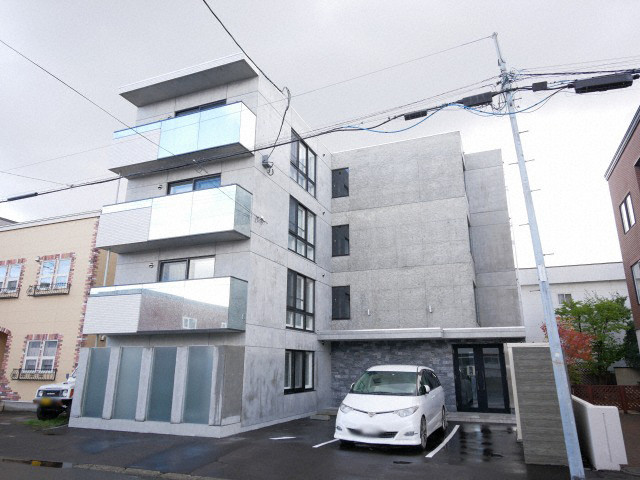 建物外観　☆物件名【グランドサクセス本郷通】とお伝えください！
