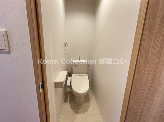 トイレ　※同物件他部屋写真　反転・色違いの場合有　現状優先
