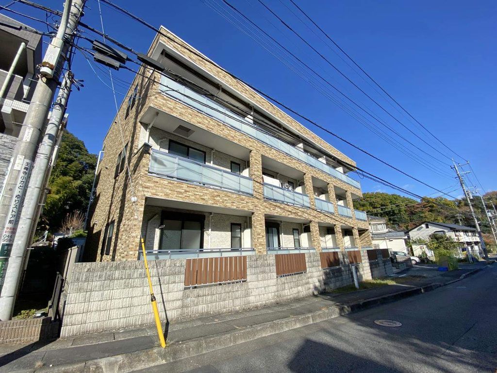 建物外観　★お部屋探しはタウンハウジング稲田堤店まで★