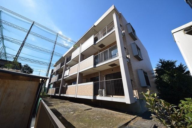 建物外観　鉄筋コンクリート造