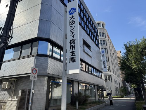 コンビニ　セブンイレブン 大阪玉造1丁目店（コンビニ）まで392m